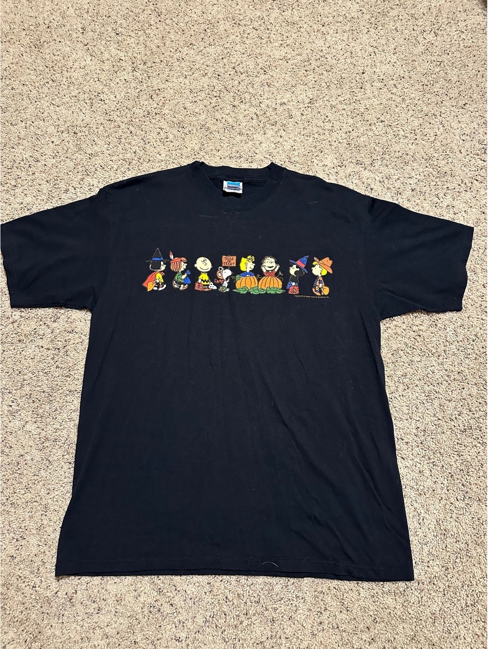 Peanuts Halloween Characters Black Graphic T-Shirt XL